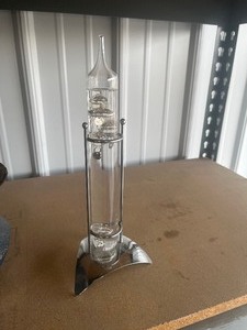 lot 16 image: Glass Thermometer
