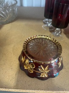 lot 20 image: Ruby Glass ware very collectable