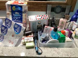 Bathroom Toiletries Lot (USEDNEW)