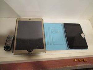 lot 44 image: 2 IPads for parts or repair...