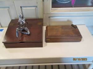 lot 62 image: Vintage Wood Boxes...
