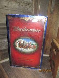 lot 78 image: Collecitble Budweiser Limited Editi...