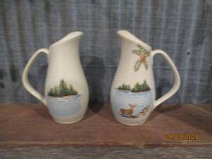 lot 81 image: 2 Collectors Society Red Wing Hamms...