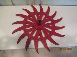 lot 113 image: Vintage Large Rotary Hoe Decor...