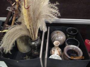 lot 140 image: Assorted Pottery and Other Vases an...