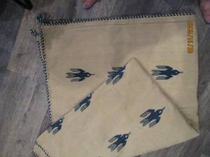 lot 141 image: Vintage RARE Wool Thunderbird Style Blan...