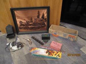 lot 146 image: Misc Decor Items...