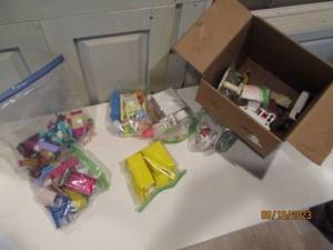 lot 151 image: Mixed Lot of Dollhouse Furniture...