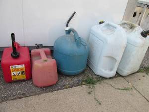 lot 356 image: Assortment of Watering, kerosene an...