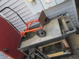 lot 357 image: Shop carts and moving dolly assortm...