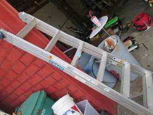 lot 358 image: 6ft Aluminum Cosco folding ladder...
