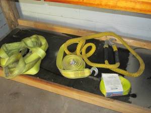 lot 364 image: Assortment of new and pre-owned tow...