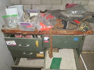 lot 367 image: Heavy duty Metal shop cabinet with ...