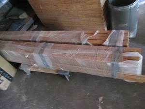 lot 435 image: Lot of solid wood bi-folding closet...