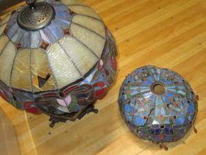 lot 868 image: Very heavy Stained glass Tiffany St...