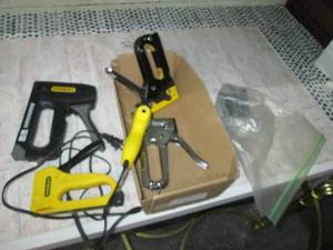 lot 893 image: Electric staple guns and hot glue g...