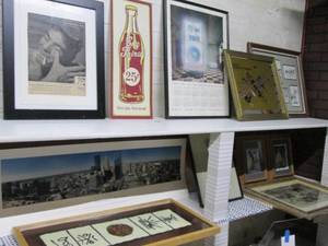 lot 899 image: Large group of ftamed wall art and ...