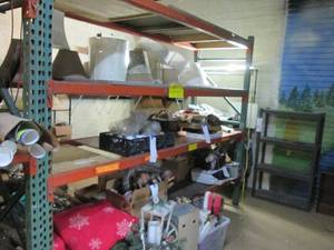 lot 920 image: 1013096 Pallet racking unit....