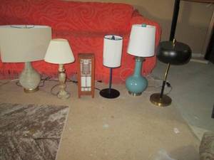 lot 507 image: Lamps...