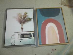 lot 528 image: Fun Wall Art...