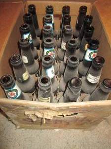 lot 281 image: Schells Vintage Beer Bottles wOriginal Box