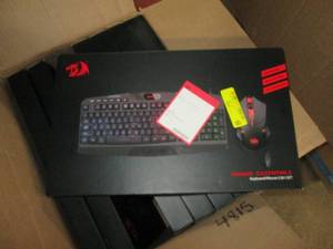 lot 537 image: Gaming Essentials Red Dragon Keyboa...