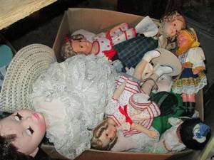 lot 549 image: Assorted Vintage Dolls...