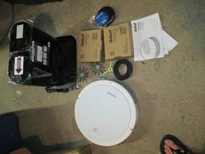 lot 555 image: Miscellaneous Robot Vacuum parts...