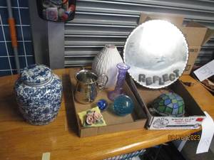 lot 180 image: Misc Decorative Vases, Ginger Jar a...