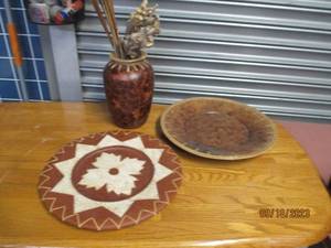 lot 158 image: Southwestern STyle Decor...