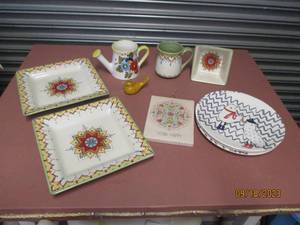 lot 168 image: Decorative Kitchen Items...