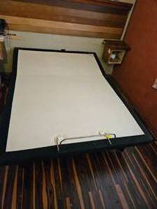 lot 10 image: Tempur-Pedic TEMPUR-Ergo Adjustable Bed Base, Queen