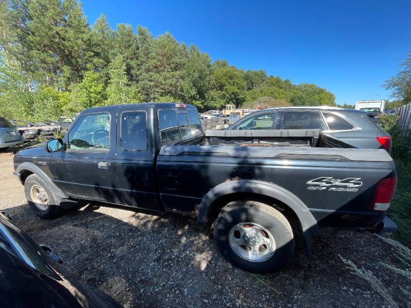 2000 Ford Ranger XL - 4X4 - 1 OWNER