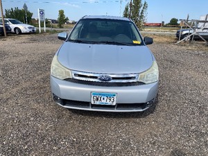 lot 4 image: 2008 Ford Focus SE