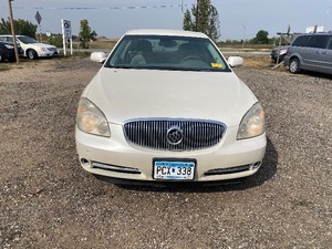 lot 1 image: 2008 Buick Lucerne