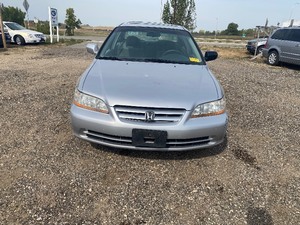 lot 15 image: 2002 Honda Accord