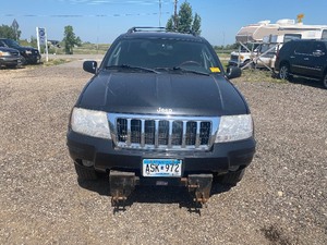 lot 22 image: 2004 Jeep Grand Cherokee