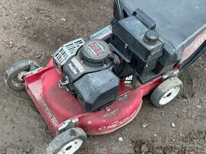 lot 8 image: Toro ProLine 21 Commercial Lawn Mower