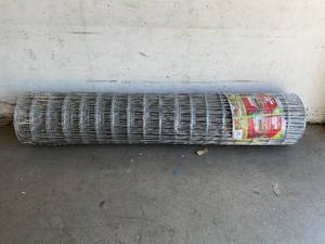 lot 127 image: YARDGARD 308314B Welded Wire Fence - Galvanized