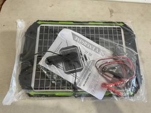 lot 211 image: Sun Energize 20W 12V Solar Battery Charger & Maintainer