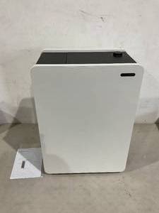 lot 219 image: Luftrum Air Purifier for Large Room