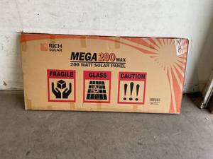 lot 2 image: RICH SOLAR 100 Watt 12 Volt 9BB Cell High Efficiency Monocrystalline Solar Panel