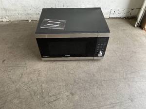 lot 11 image: Galanz 1250W 2.2 Cu Ft ExpressWave Black and Stainless Steel Microwave Oven with Patented Inverter Technology