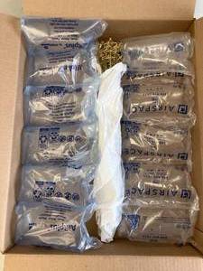 lot 414 image: 13 Bunch of Gold Star Sticks