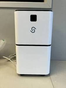 lot 424 image: HUMILABS 1500 Sq. Ft Dehumidifier - White