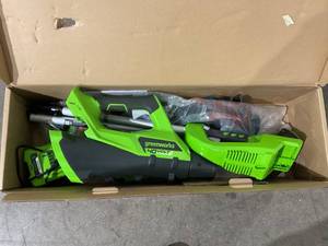 lot 37 image: Greenworks 40V Cordless String Trimmer and Leaf Blower Combo