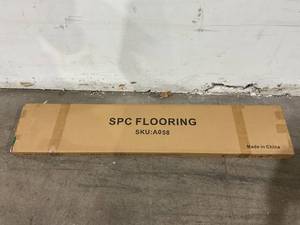 lot 292 image: KIAYACI SPC Vinyl Plank Flooring 9 Pieces Water Proof - Brown