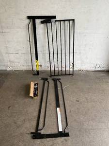 lot 196 image: Regalo Easy Step Extra Tall Safety Gate - Black