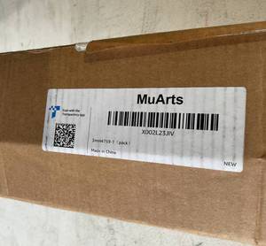lot 198 image: MuArts Heavy Duty Hard Chair Mat - Crystal Clear