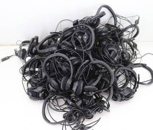 lot 30 image: Approx 35 Logi USB Headsets